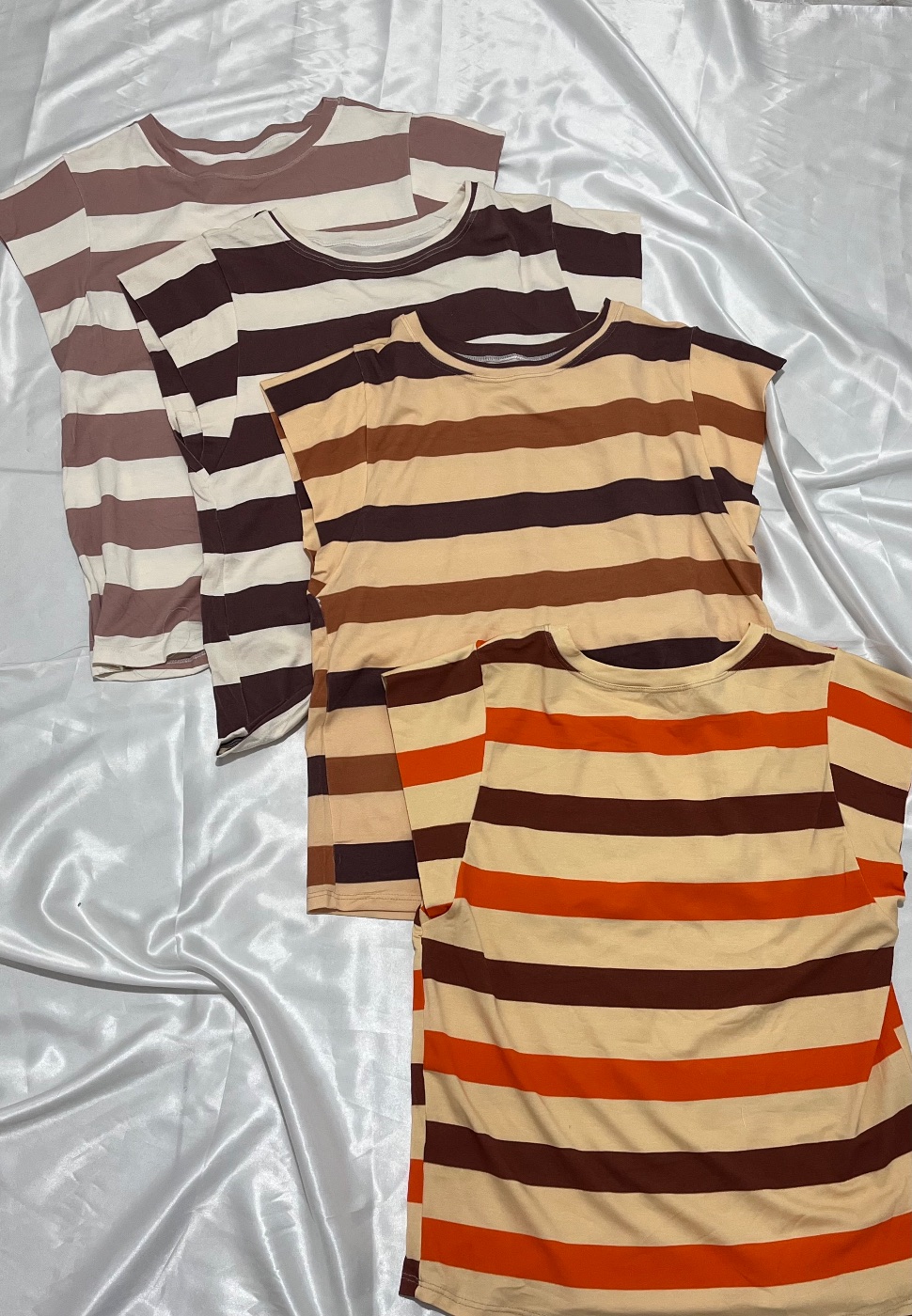 Blusa Listrada Estampada (foto 2)