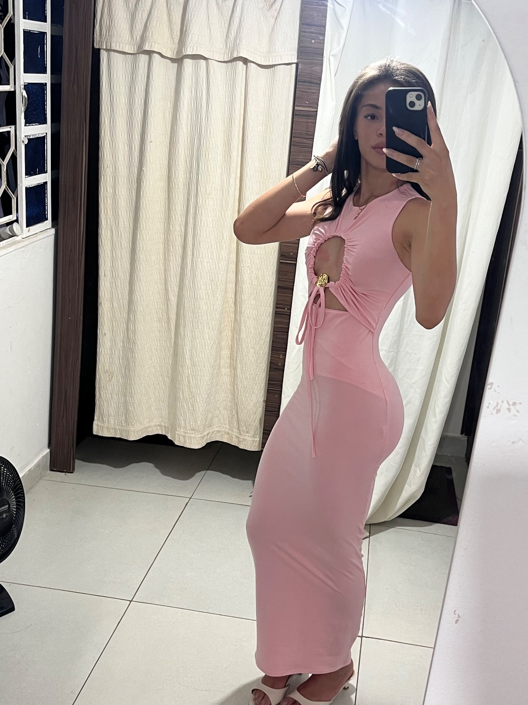 vestido na cor rosa (foto 2)