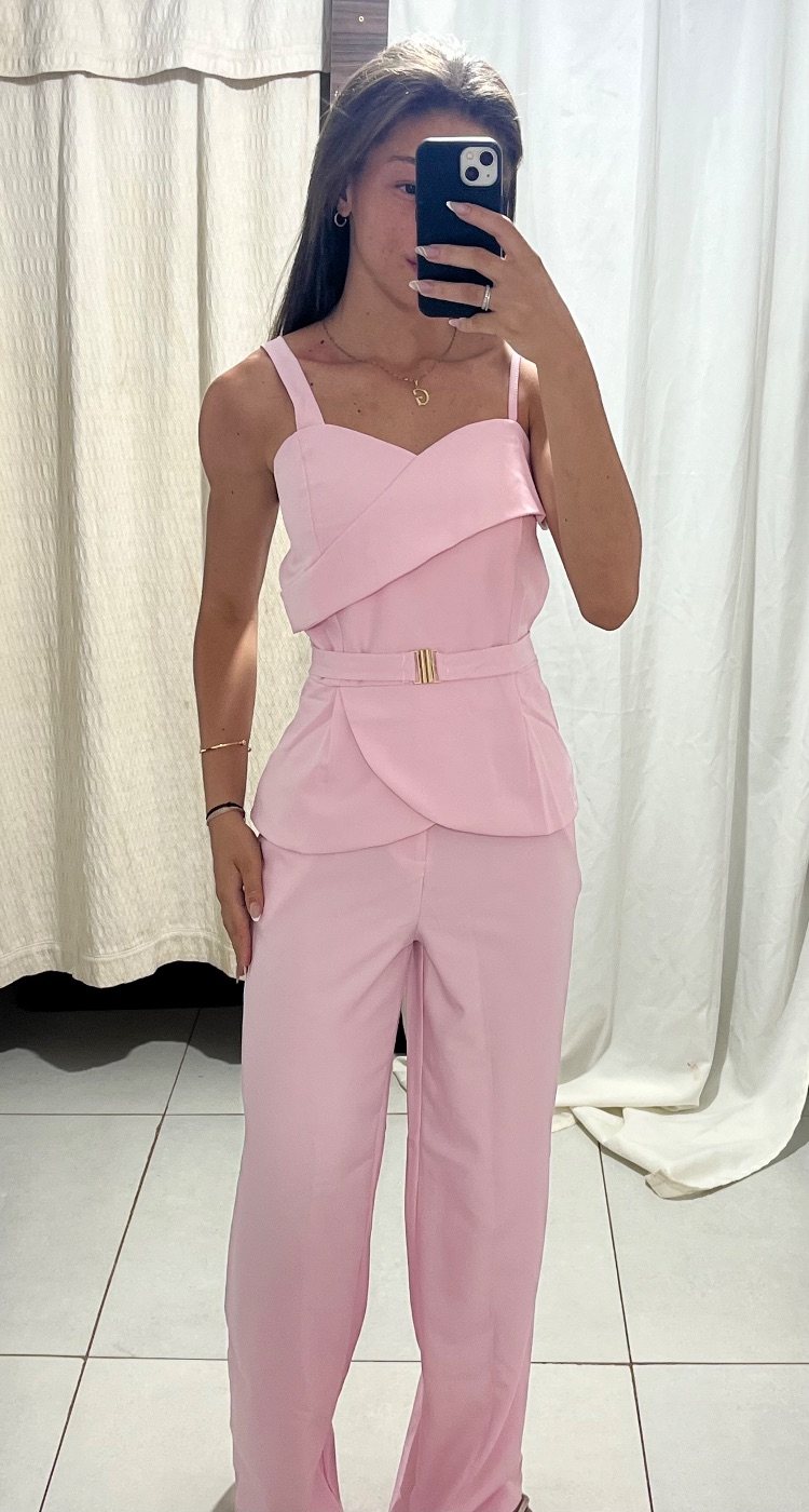 Conjunto Blusa com Babado e Calça Bege na cor rosa (foto 3)