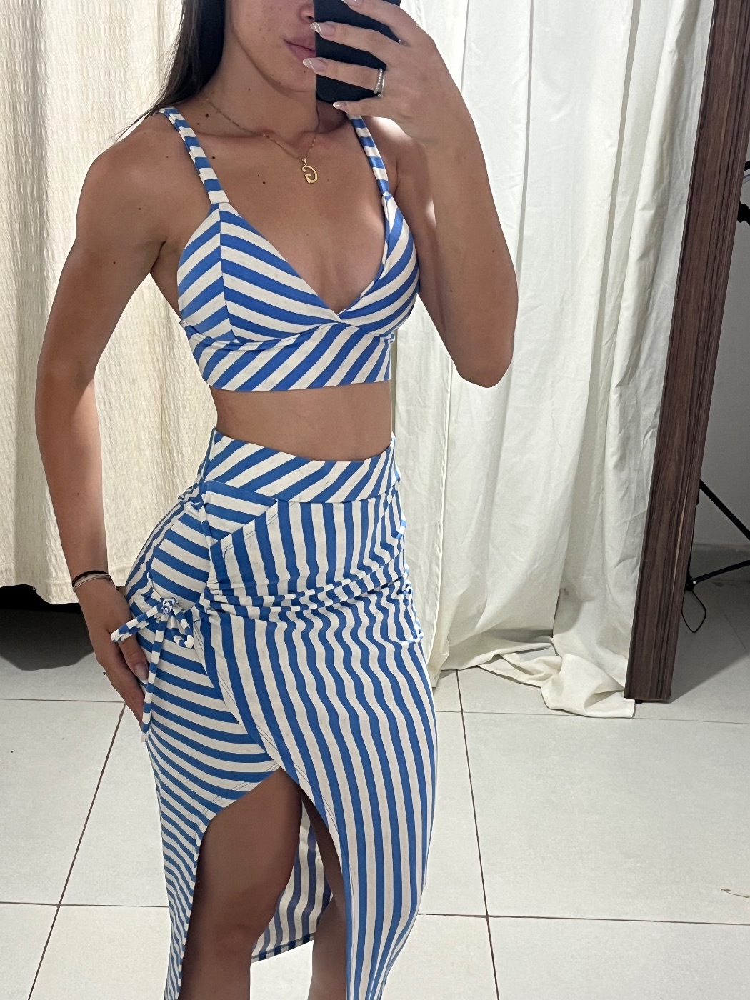 Conjunto Top e Saia Listrado Azul