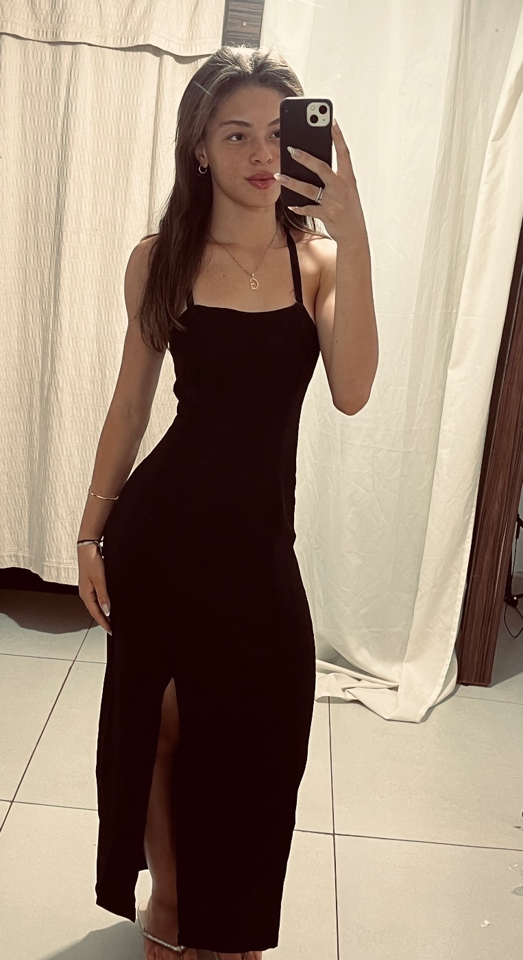 Vestido Longo Preto com Fenda e Alcinhas (foto 2)