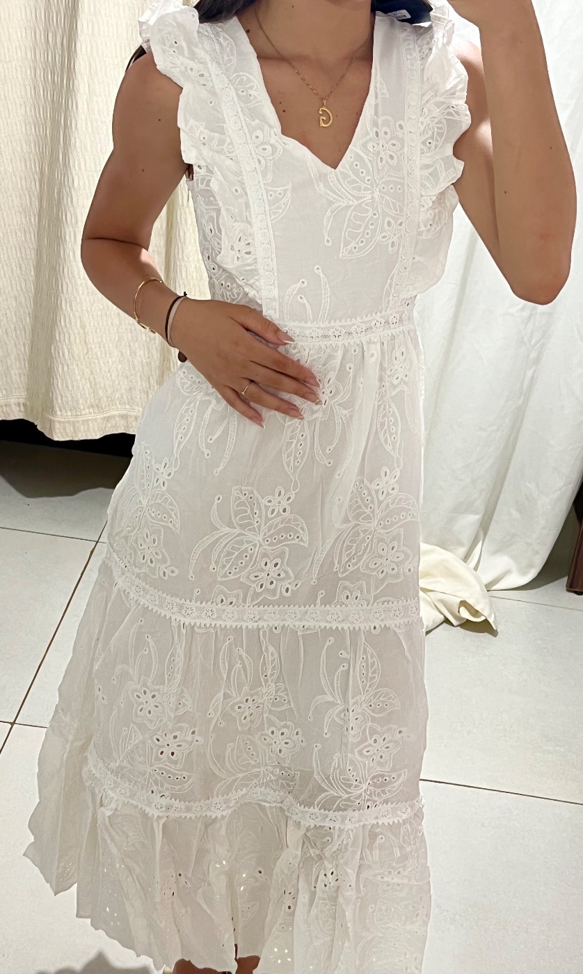Vestido Midi Vermelho com Decote V na cor branco